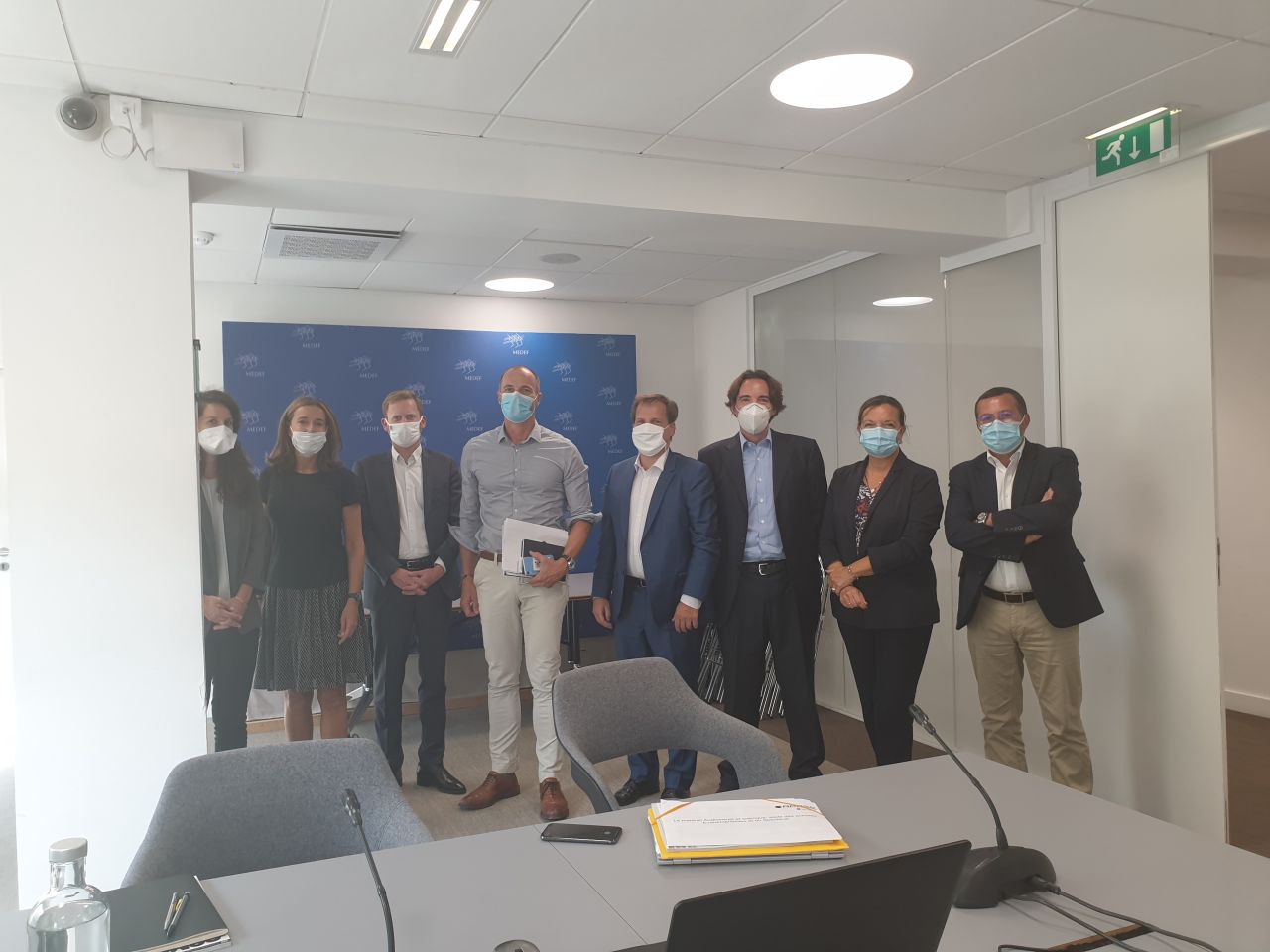 Réunion de travail au MEDEF
